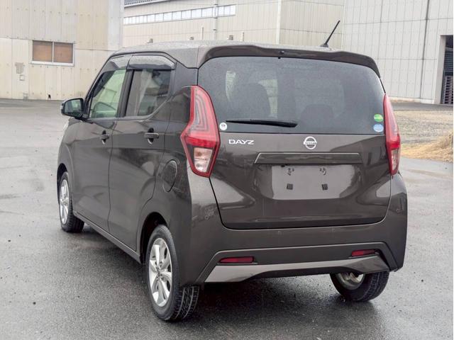 デイズ X ワンオーナー車 純正ナビ アラウンドビューモニター エマージェンシーブレーキ 車線逸脱警報装置 横滑り防止装置 クリアランスソナー アイドリングストップ ABS プッシュスタート 純正アルミ ETC(15枚目)