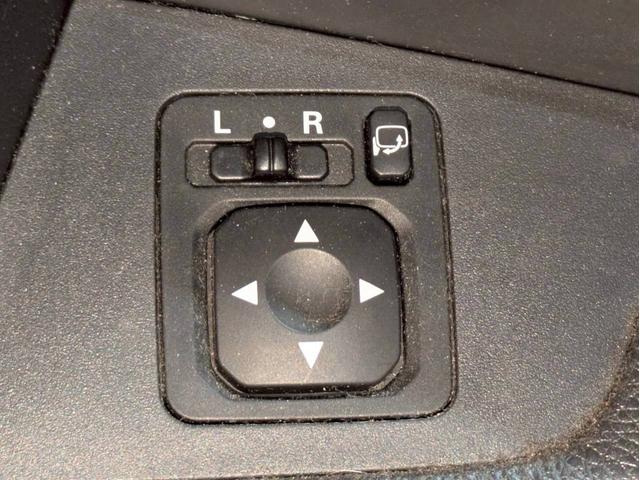 デイズルークス ハイウェイスター X Vセレクション 純正フルセグSDナビ 両側パワースライドドア エマージェンシーブレーキ 横滑り防止装置 アイドリングストップ オートエアコン ABS プッシュスタート オートリトラミラー 純正アルミ(26枚目)