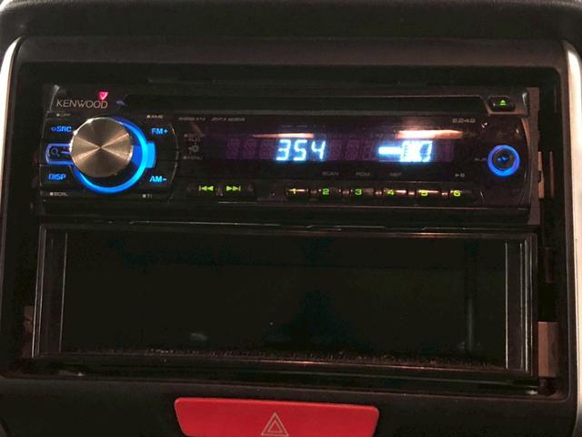 【社外ＣＤオーディオ】　こちらのお車はＣＤデッキがついてます！音楽を聴いて楽しいドライブはいかがでしょうか？