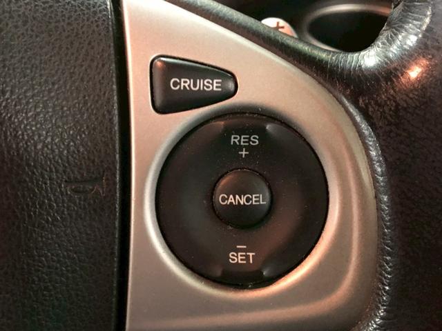 【クルーズコントロール】　ドライバーが設定した一定の速度を維持することができるクルーズコントロールの機能もついてます！