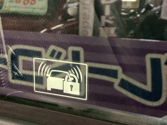 【盗難警報装置】　車上荒らしなど起こった場合にブザー音で車の異常を知らせる機能も付いてます。