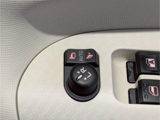 ムーヴキャンバス Xリミテッド SAIII 両側パワースライドドア 衝突被害軽減ブレーキ 車線逸脱警報装置 横滑り防止装置 アイドリングストップ オートエアコン プッシュスタート スマートキー 盗難警報装置 ドラレコ ETC付き(24枚目)