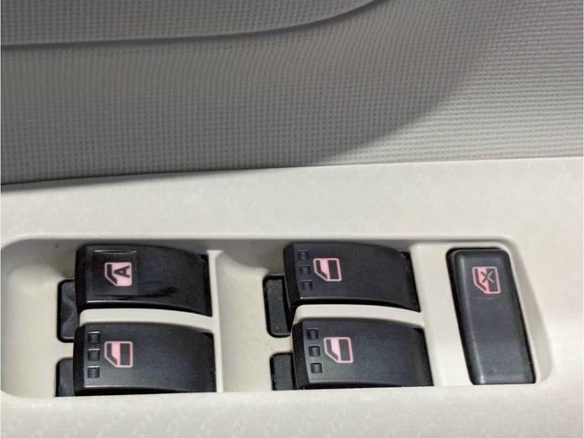 ムーヴキャンバス Xリミテッド SAIII 両側パワースライドドア 衝突被害軽減ブレーキ 車線逸脱警報装置 横滑り防止装置 アイドリングストップ オートエアコン プッシュスタート スマートキー 盗難警報装置 ドラレコ ETC付き(25枚目)