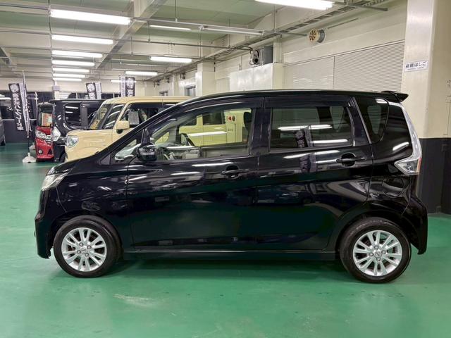 デイズ ハイウェイスター X バックカメラ アイドリングストップ オートエアコン ベンチシート ABS HIDヘッドライト プッシュスタート スマートキー オートリトラミラー 純正アルミ(11枚目)