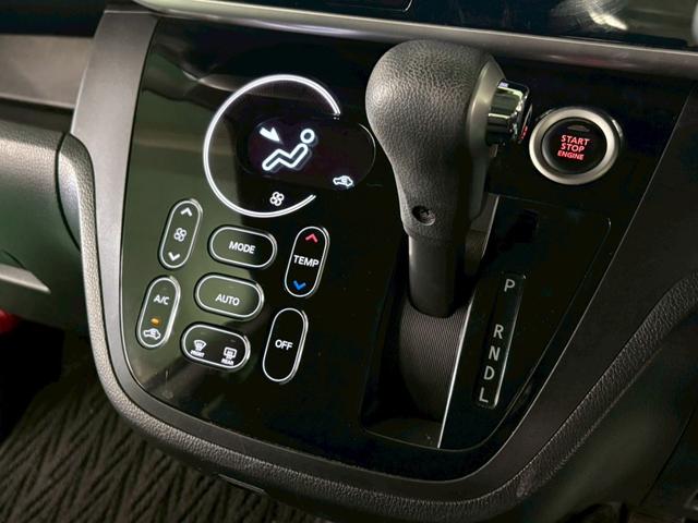 デイズルークス ハイウェイスター　Ｘ　後期モデル　社外ナビ　アラウンドビューモニター　助手席側パワースライドドア　エマージェンシーブレーキ　横滑り防止装置　アイドリングストップ　オートエアコン　ＡＢＳ　ＬＥＤヘッドライト　プッシュスタート（22枚目）