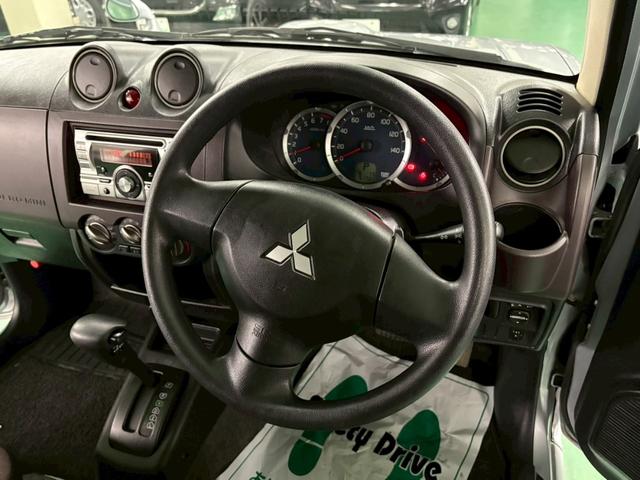 パジェロミニ ＶＲ　４ＷＤ　ターボ車　フロア４速ＡＴ　ＣＤオーディオ　ＡＢＳ　キーレスエントリー　エアコン　パワステ　パワーウィンドウ　Ｗエアバッグ　電動格納ミラー　純正アルミ（26枚目）