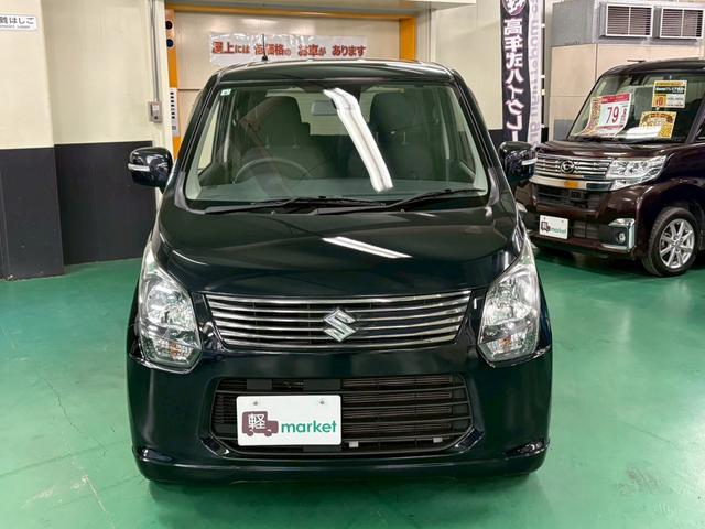 ワゴンＲ ２０周年記念車　社外メモリーナビ　レーダーブレーキサポート　横滑り防止装置　アイドリングストップ　オートエアコン　Ｄ席シートヒーター　ＡＢＳ　ＨＩＤヘッドライト　Ｐスタート　スマートキー　盗難警報装置　純正アルミ（8枚目）