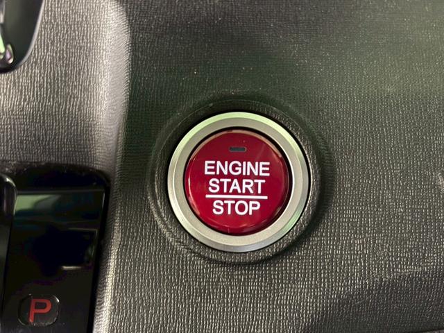 Ｎ－ＯＮＥ プレミアム　ツアラー・ローダウン　２トーンカラースタイル　あんしんパッケージ　ターボ車　純正ナビ　バックカメラ　衝突被害軽減ブレーキ　横滑り防止装置　オートエアコン　ＨＩＤ　プッシュスタート　純正アルミ　ドラレコ　ＥＴＣ付き（24枚目）