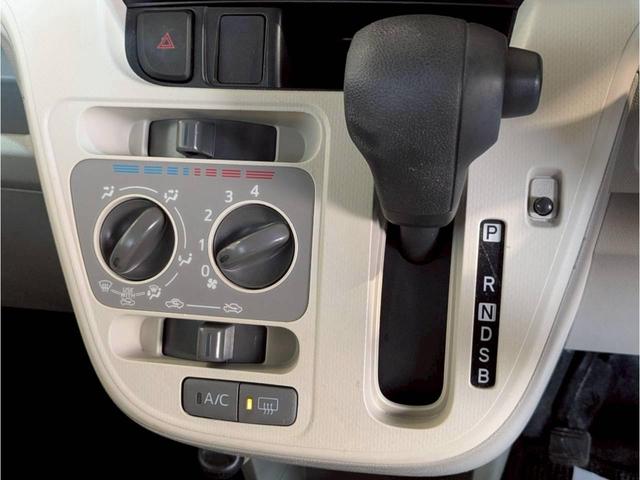 【ＣＶＴ】　こちらのお車はＣＶＴなので操作もカンタンです！