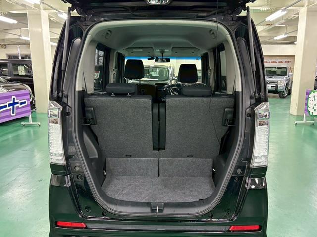 N-BOXカスタム G・Lパッケージ 純正ナビ バックモニター 両側パワースライドドア 横滑り防止装置 アイドリングストップ オートエアコン ABS HIDヘッドライト プッシュスタート スマートキー 盗難警報装置 純正アルミ ETC付き(9枚目)