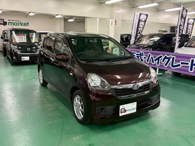 ミライース Ｘ　スマートセレクションＳＡ　ＣＶＴ　アクセル踏み間違い防止装置　横滑り防止装置　エコアイドル　ＡＢＳ　キーレスエントリー　盗難警報装置　エアコン　パワステ　パワーウィンドウ　Ｗエアバッグ　電動格納ミラー（12枚目）