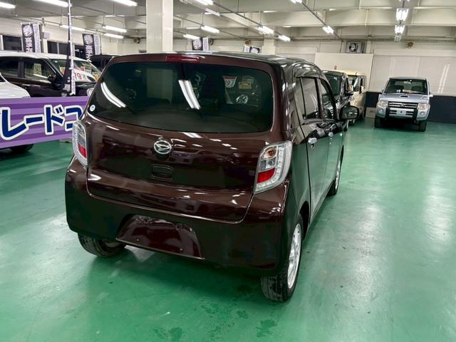 ミライース Ｘ　スマートセレクションＳＡ　ＣＶＴ　アクセル踏み間違い防止装置　横滑り防止装置　エコアイドル　ＡＢＳ　キーレスエントリー　盗難警報装置　エアコン　パワステ　パワーウィンドウ　Ｗエアバッグ　電動格納ミラー（14枚目）