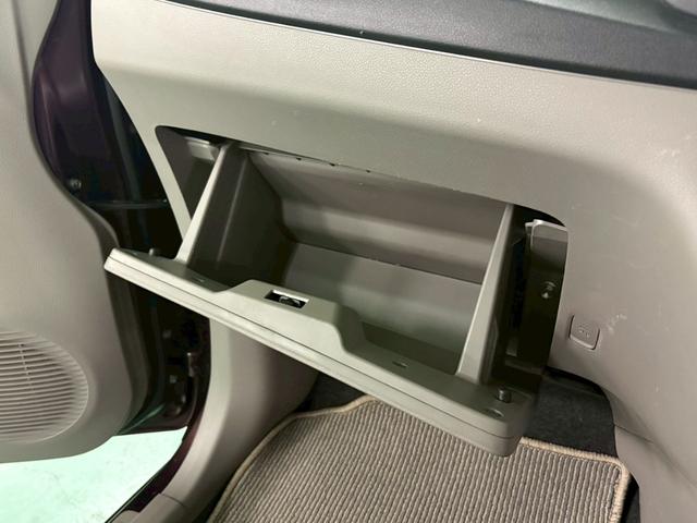 ミライース Ｘ　スマートセレクションＳＡ　ＣＶＴ　アクセル踏み間違い防止装置　横滑り防止装置　エコアイドル　ＡＢＳ　キーレスエントリー　盗難警報装置　エアコン　パワステ　パワーウィンドウ　Ｗエアバッグ　電動格納ミラー（26枚目）