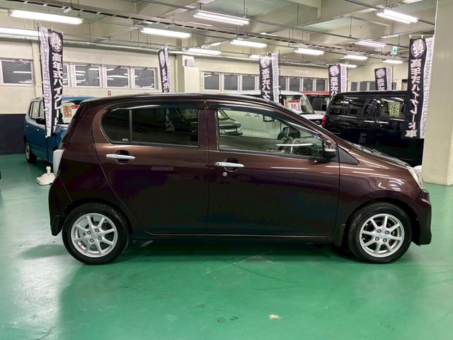 ���X�̔̔����邨�Ԃ͂S�X�D�W����T�X�D�W���~�̌y�����Ԃ𒆐S�Ɏ�葵���Ă���܂��B