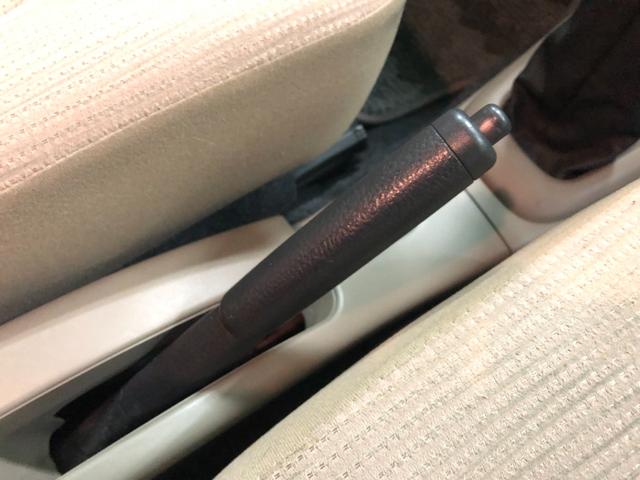 ミラ Ｘスペシャル　フロア５速ＭＴ　純正ＣＤオーディオ　エアコン　パワステ　パワーウィンドウ　Ｗエアバッグ　　キーレスエントリー　盗難警報装置　衝突安全ボディ　ＥＴＣ付き（20枚目）