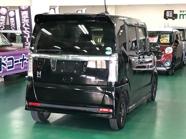 Ｎ－ＢＯＸカスタム Ｇ　ＳＳブラックスタイルパッケージ　初代後期モデル　当社メンテナンス車両　社外ＳＤナビ　バックモニター　助手席側パワースライドドア　横滑り防止装置　アイドリングストップ　オートエアコン　シートヒーター　ＨＩＤ　プッシュスタート　ＥＴＣ（13枚目）