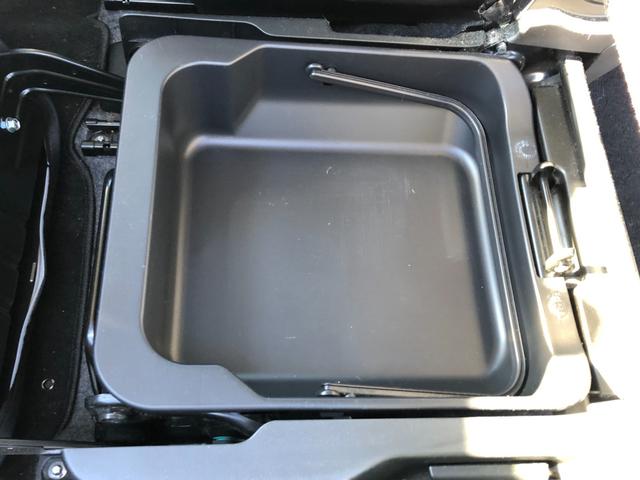 スペーシアカスタムＺ ベースグレード　当社メンテナンス車両　社外ナビ　助手席側電動スライドドア　アイドリングストップ　オートエアコン　Ｄ席シートヒーター　ＨＩＤヘッドライト　プッシュスタート　スマートキー　盗難防止装置　純正アルミ（29枚目）