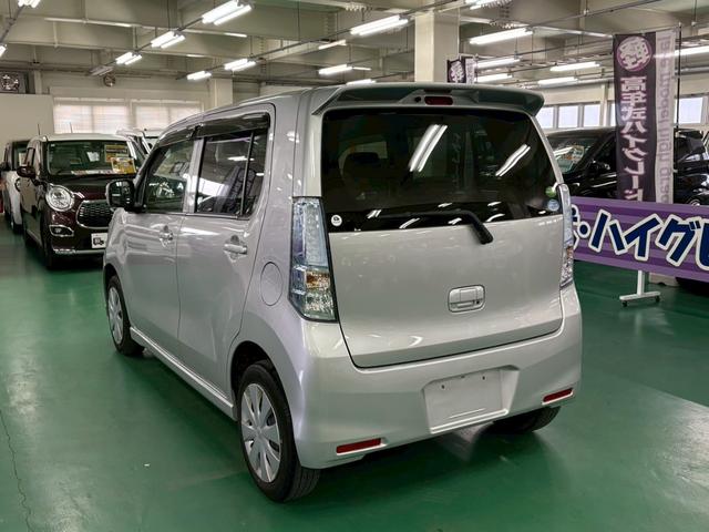 ワゴンＲ ＦＺ　当社メンテナンス車両　レーダーブレーキサポート　横滑り防止装置　アイドリングストップ　純正ＣＤオーディオ　オートエアコン　Ｄ席シートヒーター　プッシュスタート　スマートキー　盗難防止装置（14枚目）