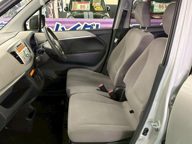 ワゴンＲ ＦＺ　当社メンテナンス車両　レーダーブレーキサポート　横滑り防止装置　アイドリングストップ　純正ＣＤオーディオ　オートエアコン　Ｄ席シートヒーター　プッシュスタート　スマートキー　盗難防止装置（17枚目）
