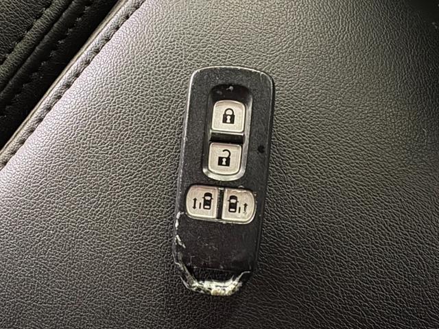 Ｎ－ＢＯＸ＋カスタム Ｇ　ターボＳＳパッケージ　純正メモリーナビ　両側パワスラ　クルーズコントロール　横滑り防止装置　オートエアコン　ＡＢＳ　ＨＩＤヘッドライト　Ｐスタート　スマートキー　盗難警報装置　電動格納ミラー　ＥＴＣ　Ｂカメラ　純正アルミ（29枚目）