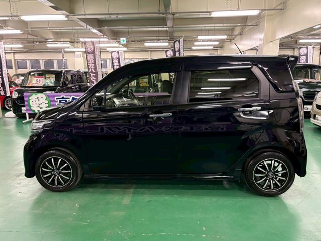 Ｎ－ＷＧＮカスタム Ｇ　ＳＳパッケージ　後期モデル　純正ナビ　バックカメラ　ハーフレザーシート　衝突被害軽減ブレーキ　横滑り防止装置　アイドリングストップ　オートエアコン　ＨＩＤヘッドライト　プッシュスタート　純正アルミ　ＥＴＣ付き（10枚目）