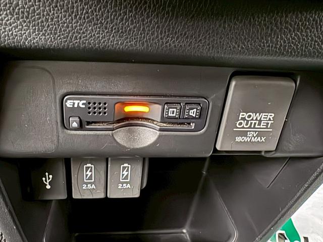 Ｎ－ＷＧＮカスタム Ｇ　ＳＳパッケージ　後期モデル　純正ナビ　バックカメラ　ハーフレザーシート　衝突被害軽減ブレーキ　横滑り防止装置　アイドリングストップ　オートエアコン　ＨＩＤヘッドライト　プッシュスタート　純正アルミ　ＥＴＣ付き（29枚目）