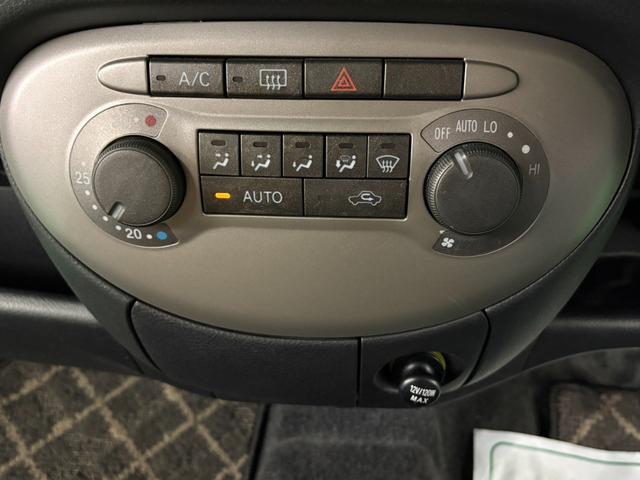 �����X�^�b�t������܂��̂ŏ����̕������C�y�ɂ����X��������