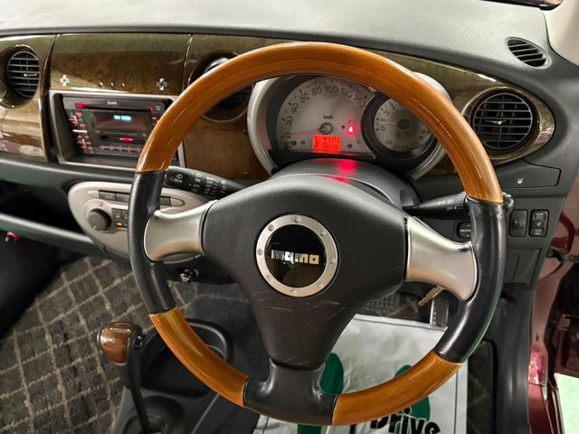 �P�K�ɂ̓T���L���b�p���烈���L���b�p�̂��Ԃ�W�����Ă���܂��􂨋C�y�Ɍ��ɗ��Ă���������