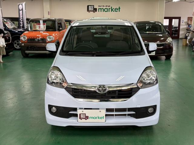 ピクシスエポック Ｇ　ＳＡ　ＣＶＴ　アクセル踏み間違い防止装置　横滑り防止装置　エコアイドル　純正ＣＤオーディオ　オートエアコン　ＡＢＳ　プッシュスタート　スマートキー　盗難警報装置　電動格納ミラー　純正アルミ　取説保証書付き（8枚目）