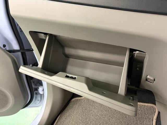 ピクシスエポック Ｇ　ＳＡ　ＣＶＴ　アクセル踏み間違い防止装置　横滑り防止装置　エコアイドル　純正ＣＤオーディオ　オートエアコン　ＡＢＳ　プッシュスタート　スマートキー　盗難警報装置　電動格納ミラー　純正アルミ　取説保証書付き（28枚目）