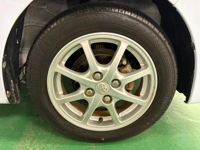 ピクシスエポック Ｇ　ＳＡ　ＣＶＴ　アクセル踏み間違い防止装置　横滑り防止装置　エコアイドル　純正ＣＤオーディオ　オートエアコン　ＡＢＳ　プッシュスタート　スマートキー　盗難警報装置　電動格納ミラー　純正アルミ　取説保証書付き（33枚目）