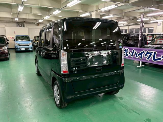 N-BOX G ユーザー下取り車 両側スライドドア 横滑り防止装置 アイドリングストップ オートエアコン ベンチシート ABS LEDヘッドライト プッシュスタート スマートキー 盗難警報装置 電動格納ミラー(15枚目)
