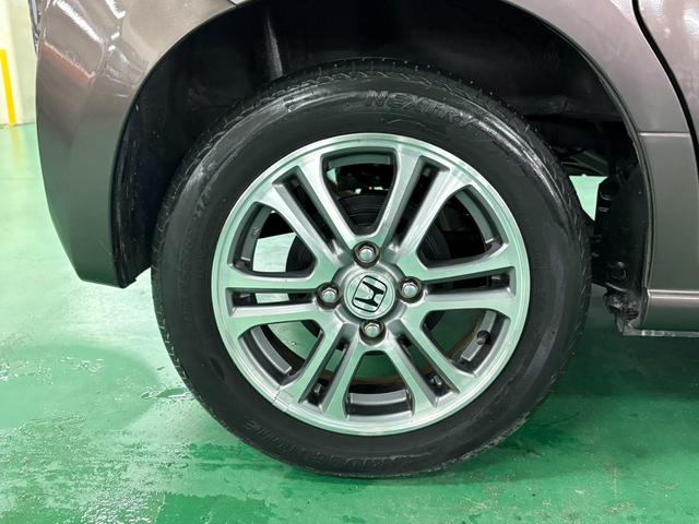 Ｎ－ＢＯＸ Ｇ・ターボＬパッケージ　純正ナビ　バックカメラ　両側パワースライドドア　クルーズコントロール　横滑り防止装置　アイドリングストップ　オートエアコン　ＡＢＳ　プッシュスタート　スマートキー　盗難警報装置　パドルシフト（33枚目）