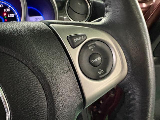 Ｎ－ＢＯＸカスタム Ｇ・ターボパッケージ　純正ナビ　バックカメラ　両側パワースライドドア　クルーズコントロール　横滑り防止装置　オートエアコン　ＨＩＤヘッドライト　プッシュスタート　スマートキー　盗難警報装置　　純正アルミ　ＥＴＣ付き（24枚目）