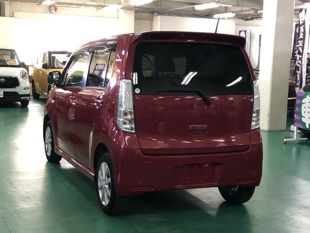 ワゴンＲスティングレー Ｘ　ユーザー下取り車　ＣＶＴ　アイドリングストップ　オートエアコン　ベンチシート　ＡＢＳ　ＨＩＤヘッドライト　プッシュスタート　スマートキー　盗難警報装置　電動格納ミラー　ＥＴＣ付き（14枚目）