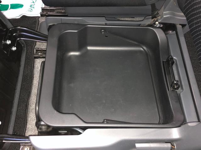 ワゴンＲスティングレー Ｘ　ユーザー下取り車　ＣＶＴ　アイドリングストップ　オートエアコン　ベンチシート　ＡＢＳ　ＨＩＤヘッドライト　プッシュスタート　スマートキー　盗難警報装置　電動格納ミラー　ＥＴＣ付き（29枚目）
