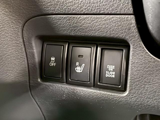 �P�K�ɂ̓T���L���b�p���烈���L���b�p�̂��Ԃ�W�����Ă���܂��􂨋C�y�Ɍ��ɗ��Ă���������