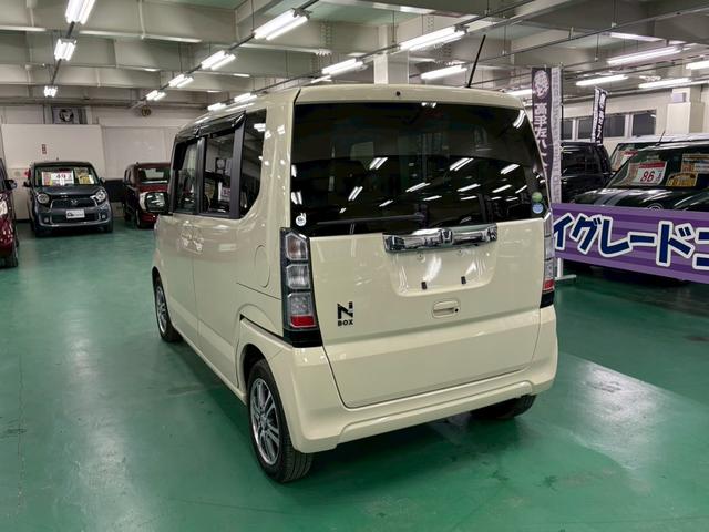 ���X�͔��h�������C���ł���Ă����ЂŎ��̂Ȃǉ�������܂����炢�ł����d�b��������