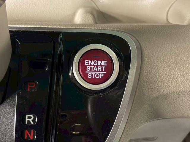 �y�v�b�V���X�^�[�g�z�@�J�M�������Ă����ԂŃu���[�L�𓥂�ł�����̃{�^���������Ă��������ƃG���W�����X�^�[�g���܂��I