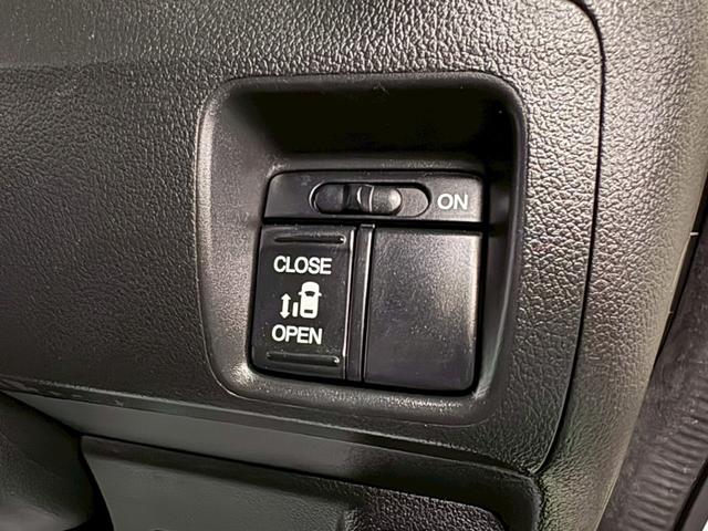 Ｎ－ＢＯＸカスタム Ｇ・Ｌパッケージ　後期モデル　社外ナビ　バックカメラ　助手席側パワースライドドア　横滑り防止装置　アイドリングストップ　オートエアコン　ＡＢＳ　ＨＩＤヘッドライト　プッシュスタート　純正アルミ　ビルトインＥＴＣ（23枚目）