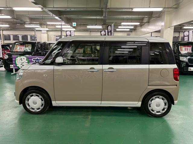 ムーヴキャンバス Ｘ　ＳＡＩＩ　純正ナビ　バックモニター　両側スライドドア　衝突被害軽減ブレーキ　車線逸脱警報装置　横滑り防止装置　アイドリングストップ　オートエアコン　プッシュスタート　スマートキー　盗難警報装置　ナビ連動ドラレコ（11枚目）