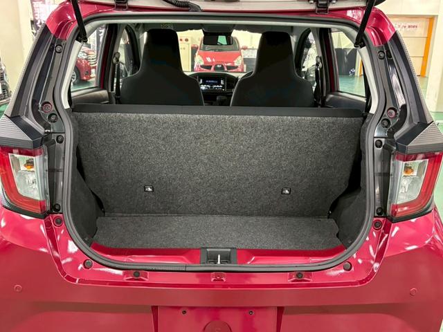 ���Ђ̃A�t�^�[�T�[�r�X�ł����A����E�h���̎��ЍH����͂��߁A���Ђ̎Ԍ������H�ꂪ�������܂��B