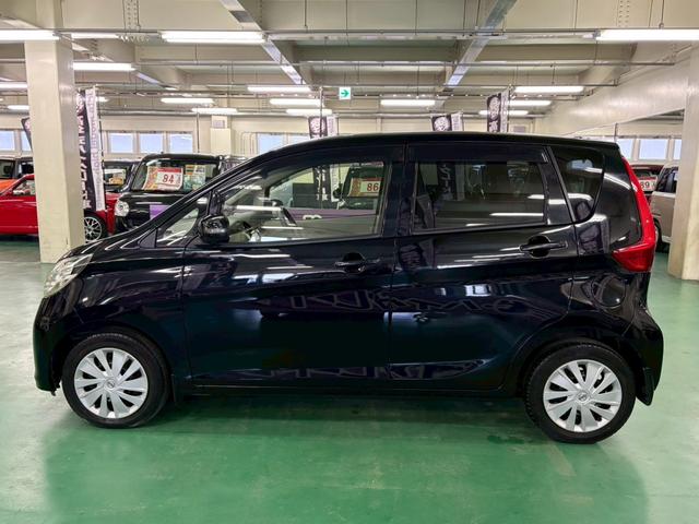 デイズ Ｘ　アラウンドビューモニター　アイドリングストップ　オートエアコン　ベンチシート　ＡＢＳ　プッシュスタート　インテリキー　オートリトラミラー（11枚目）