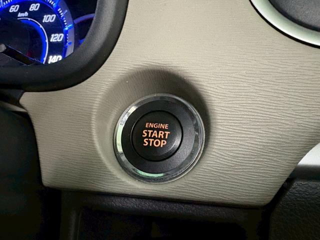 �y�v�b�V���X�^�[�g�z�@�J�M�������Ă����ԂŃu���[�L�𓥂�ł�����̃{�^���������Ă��������ƃG���W�����X�^�[�g���܂��I