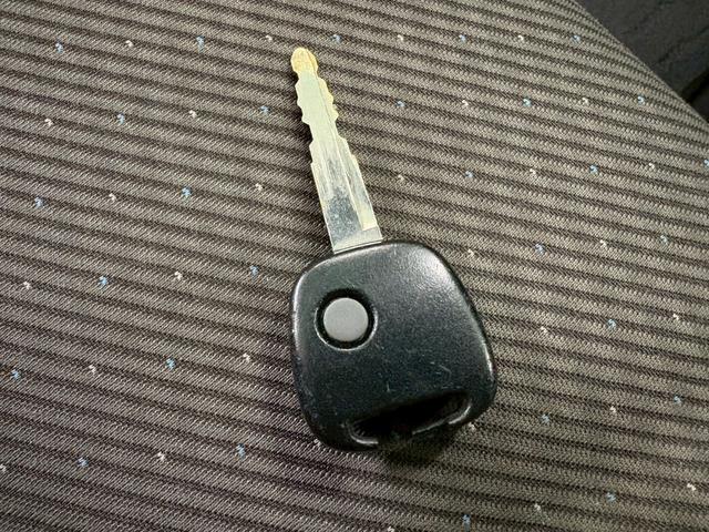 フレア ＸＧ　ユーザー下取り車　ＣＶＴ　社外ＣＤオーディオ　アイドリングストップ　オートエアコン　ベンチシート　ＡＢＳ　キーレスエントリー　盗難警報装置　電動格納ミラー　取説保証書付き（23枚目）