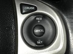 【クルーズコントロール】　ドライバーが設定した一定の速度を維持することができるクルーズコントロールの機能もついてます！ 6