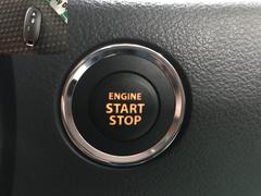 【プッシュスタート】　カギを持っている状態でブレーキを踏んでこちらのボタンを押していただくとエンジンがスタートします！ 6