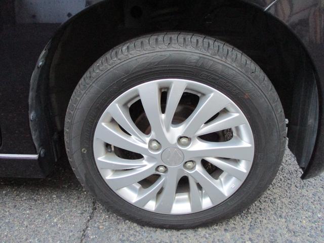 ワゴンＲスティングレー Ｘ　４ＷＤ／プッシュスタートエンジン／スマートキー／ベンチシート／アイドリングストップ／ナビ／ＴＶ／オートライト／電格ドアミラー／ハンドルスイッチ／シートヒーター／フロアマット／ドアバイザー／ＨＩＤ（10枚目）