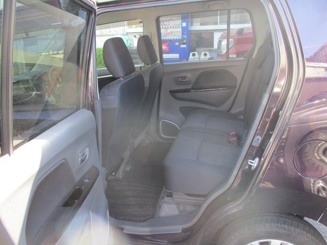 ワゴンＲスティングレー Ｘ　４ＷＤ／プッシュスタートエンジン／スマートキー／ベンチシート／アイドリングストップ／ナビ／ＴＶ／オートライト／電格ドアミラー／ハンドルスイッチ／シートヒーター／フロアマット／ドアバイザー／ＨＩＤ（17枚目）