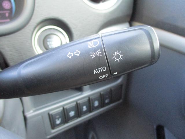 ワゴンＲスティングレー Ｘ　４ＷＤ／プッシュスタートエンジン／スマートキー／ベンチシート／アイドリングストップ／ナビ／ＴＶ／オートライト／電格ドアミラー／ハンドルスイッチ／シートヒーター／フロアマット／ドアバイザー／ＨＩＤ（28枚目）